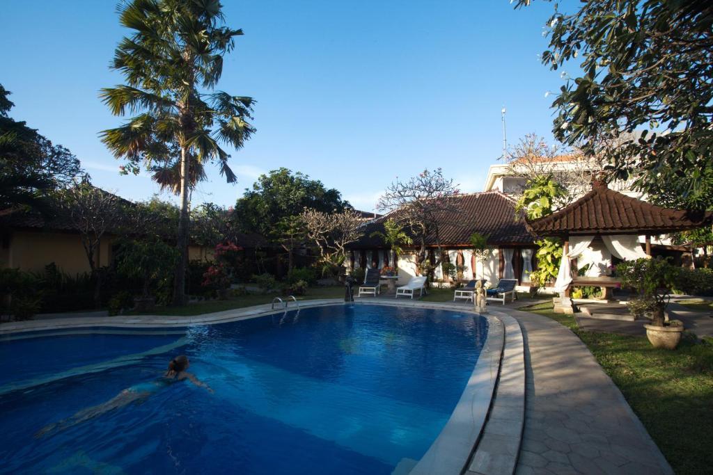 Puri Dalem Hotel Sanur Exterior photo