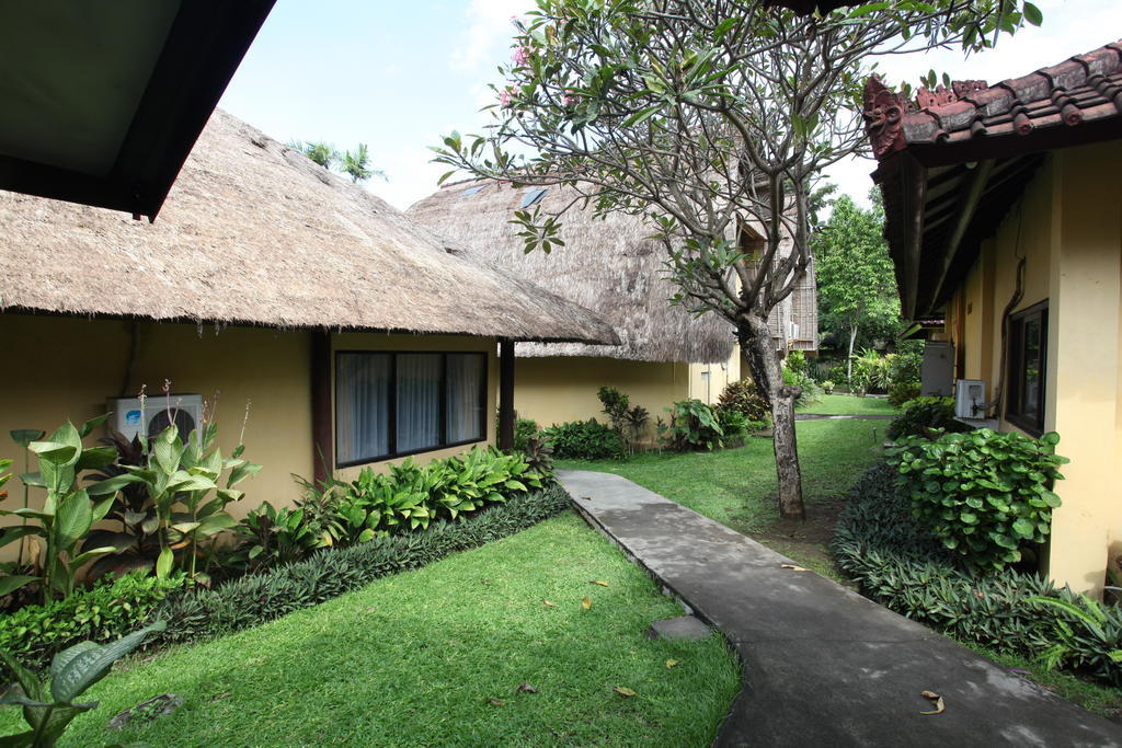 Puri Dalem Hotel Sanur Exterior photo