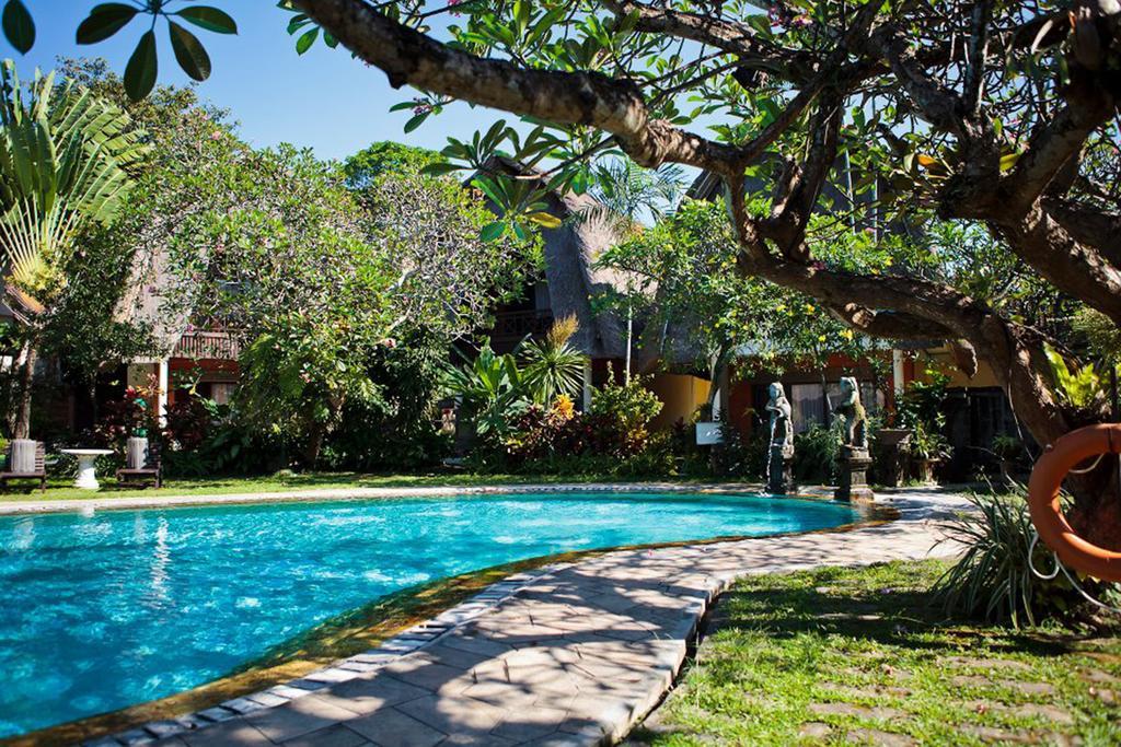 Puri Dalem Hotel Sanur Exterior photo