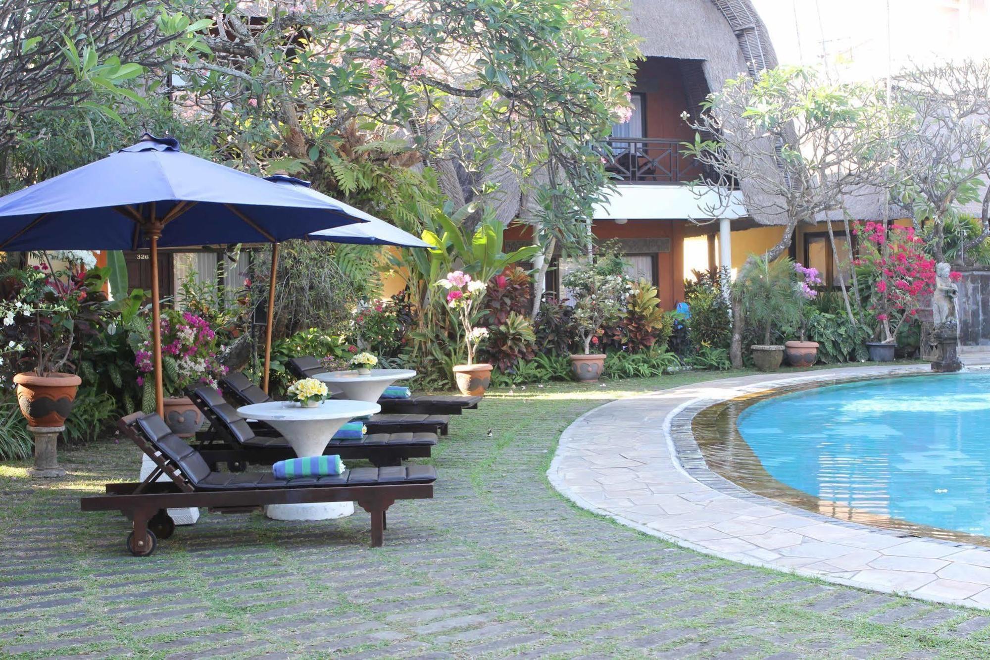 Puri Dalem Hotel Sanur Exterior photo