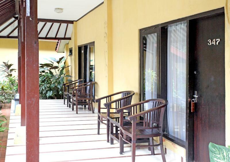 Puri Dalem Hotel Sanur Exterior photo